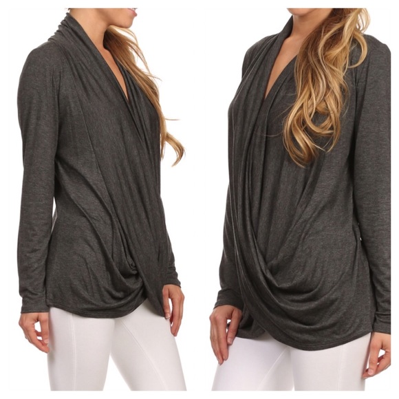 NEW LISTING ‼️ Charcoal Wrap Tunic Top vne… - Picture 5 of 16